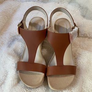 Brown leather wedges